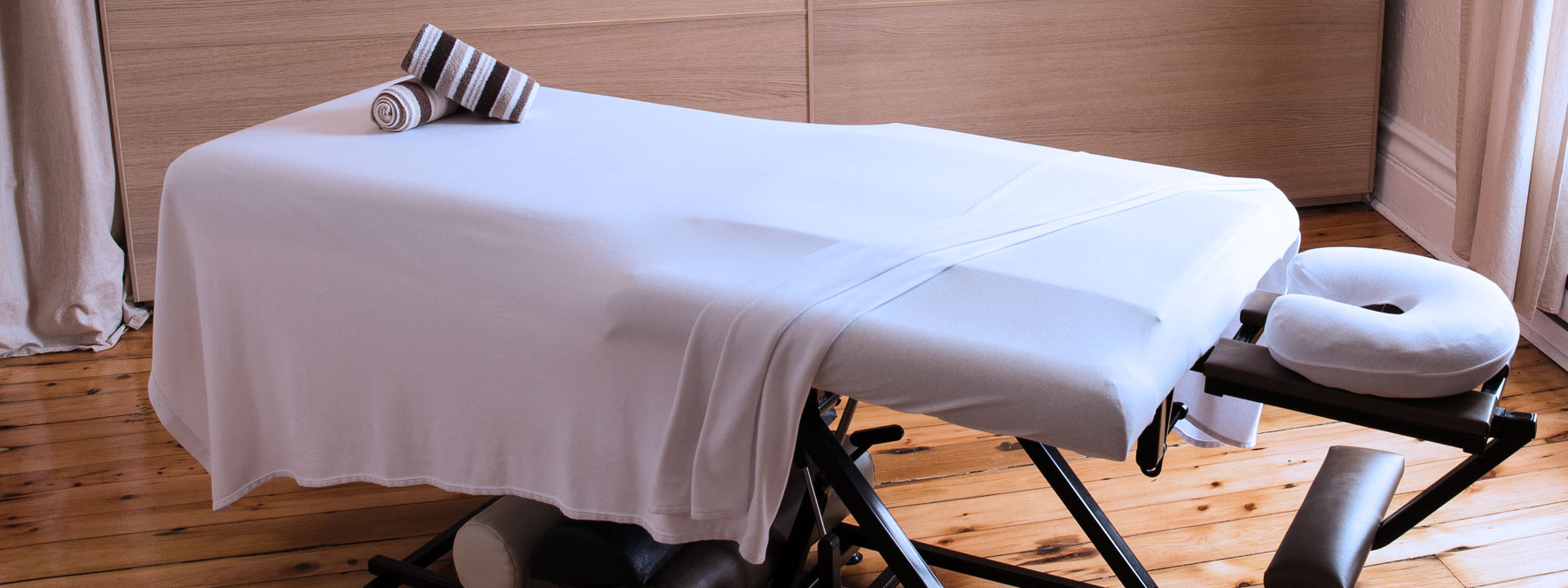 Table de massage ajustable